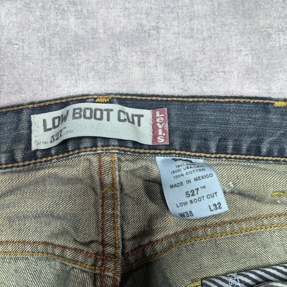 Vintage Levi's 527 Low Boot Cut Size 38x32 Mens Jeans Faded Loose Fit - Picture 4 of 10